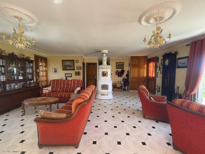 Maison - 176 m² - 5 pièces