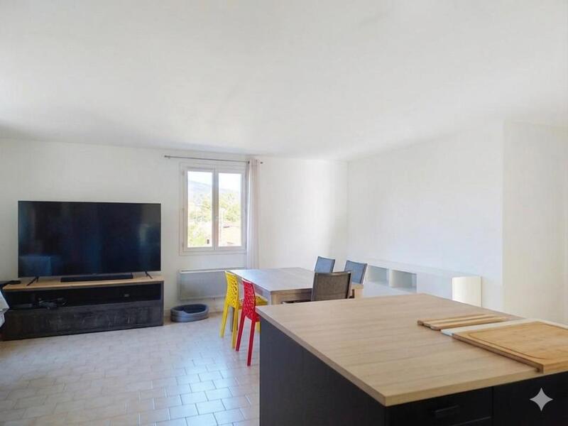 Maison - 140 m² - 7 pièces