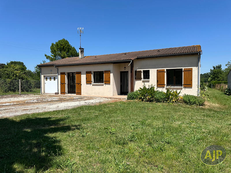Maison - 93 m² - 4 pièces