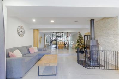 Maison - 144 m² - 5 pièces