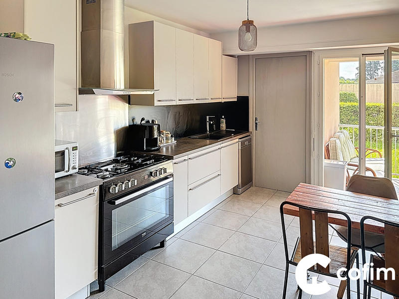 Appartement - 83 m² - 3 pièces