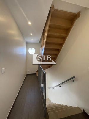 Maison - 76 m² - 4 pièces