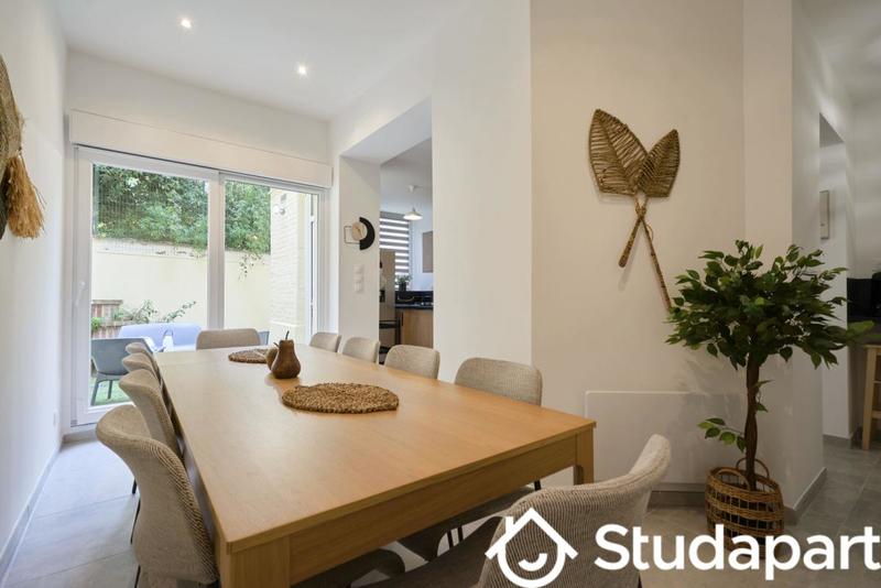 Chambre - 12 m² - 1 pièce