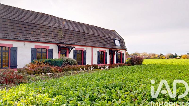 Maison - 180 m² - 8 pièces