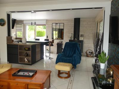 Maison - 153 m² - 6 pièces