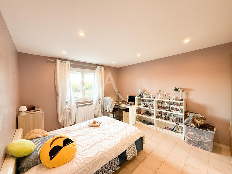 Maison - 105 m² - 4 pièces