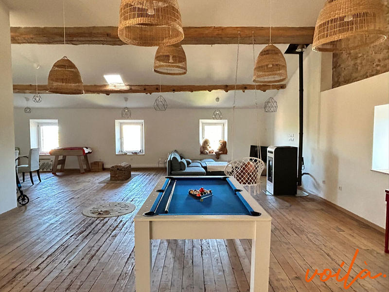 Maison - 430 m² - 10 pièces