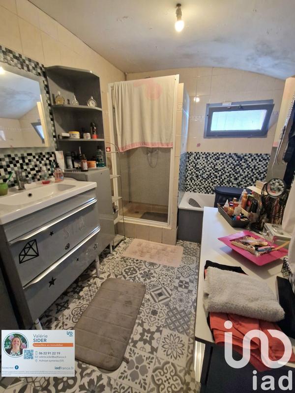 Maison - 211 m² - 8 pièces