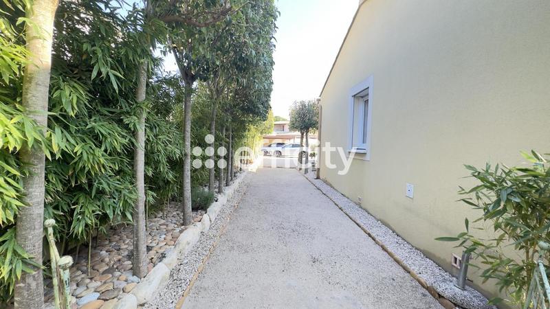 Pavillon - 146 m² - 5 pièces