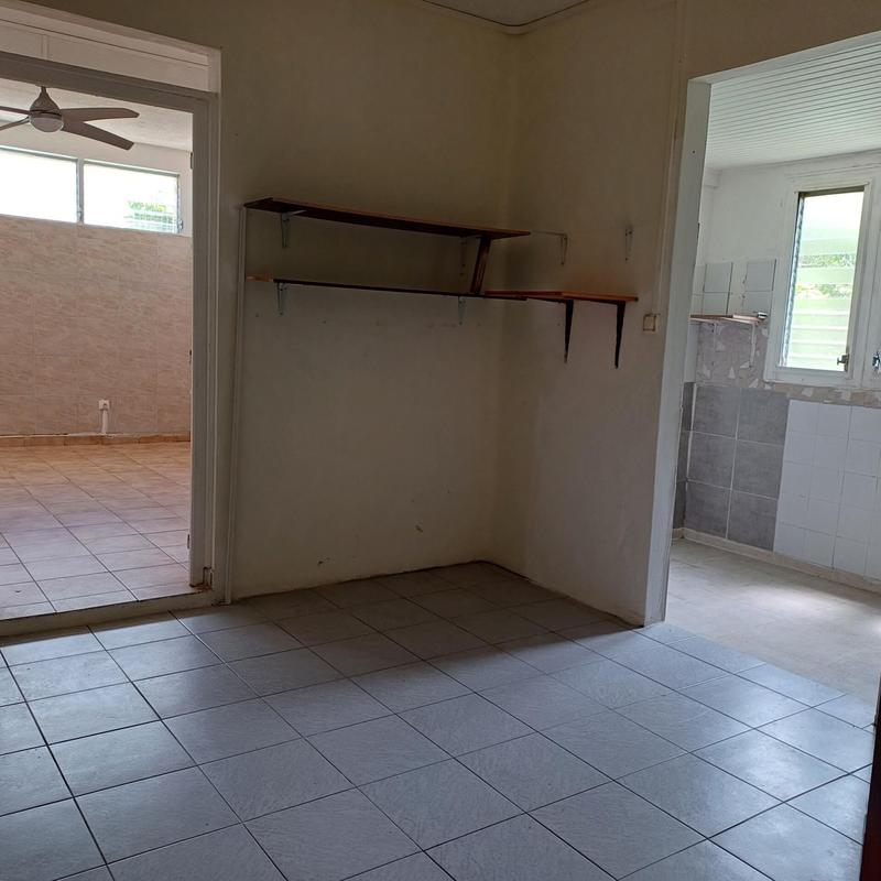 Maison - 350 m² - 10 pièces