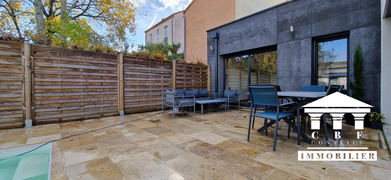 Maison contemporaine - 163 m² - 7 pièces