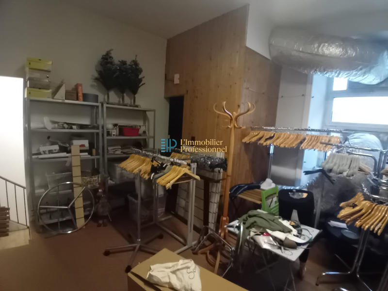 Local commercial - 103 m² - 4 pièces