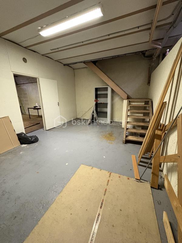 Loft - 81 m² - 5 pièces