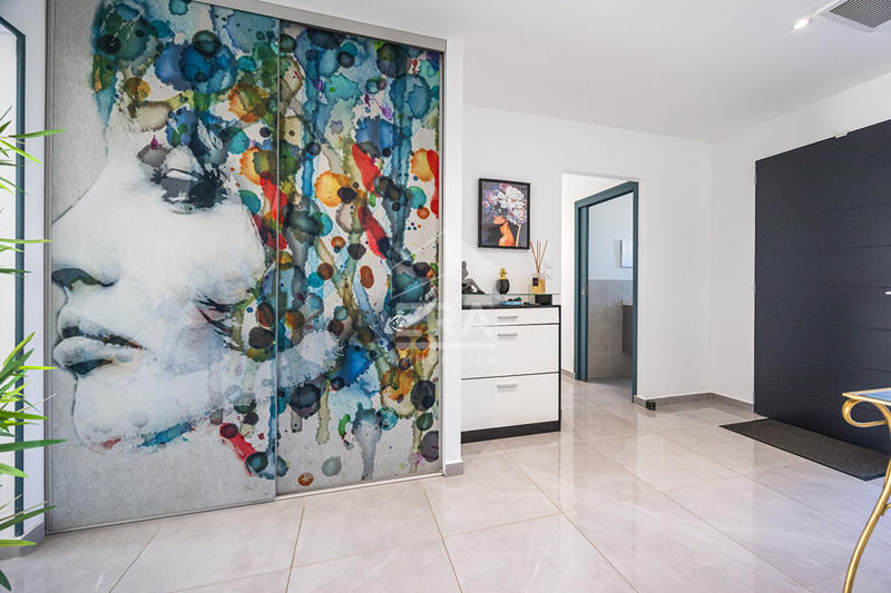 Maison - 101 m² - 5 pièces