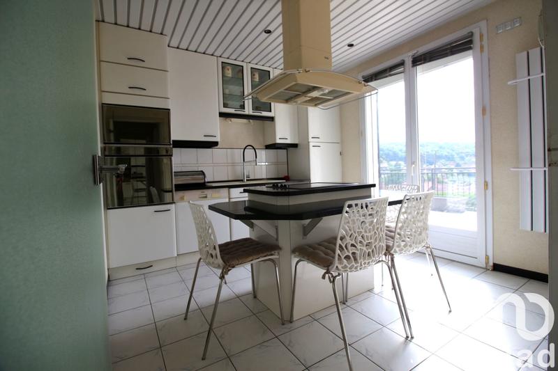 Maison - 135 m² - 5 pièces