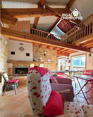 Maison - 200 m² - 9 pièces