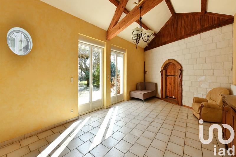 Maison - 202 m² - 8 pièces