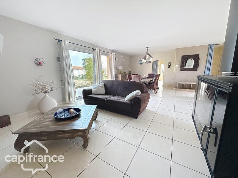 Maison - 104 m² - 5 pièces