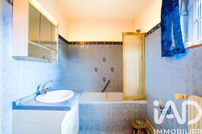 Maison - 200 m² - 6 pièces