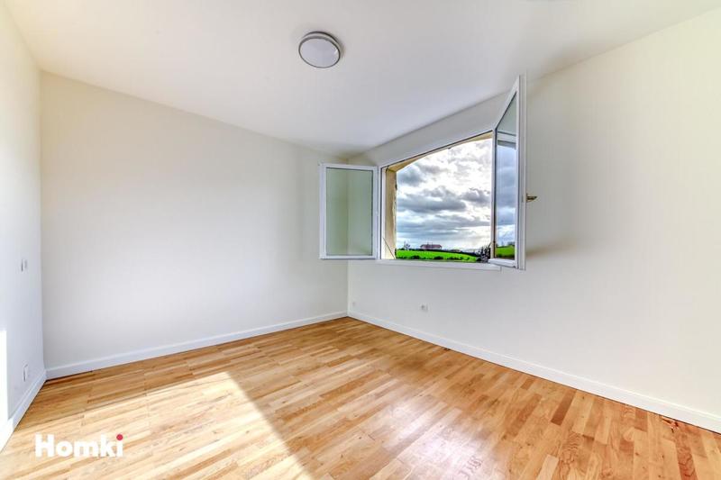 Maison - 165 m² - 6 pièces