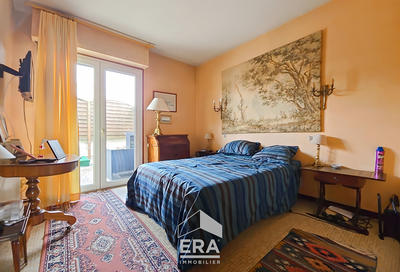 Appartement - 137 m² - 6 pièces