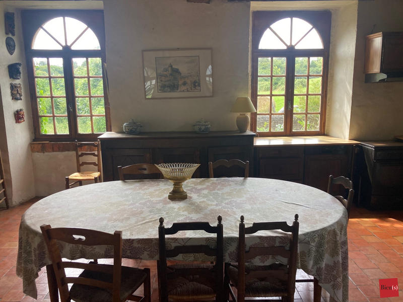 Maison ancienne - 194 m² - 9 pièces