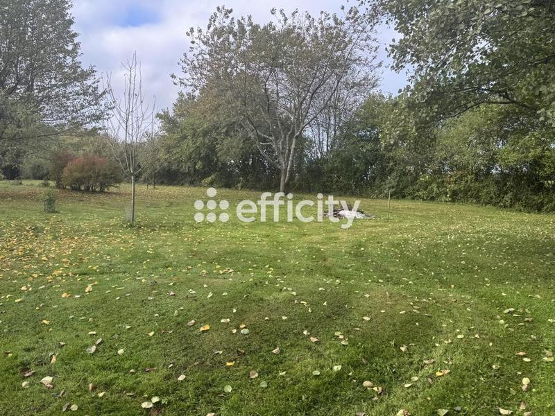 Maison - 235 m² - 6 pièces