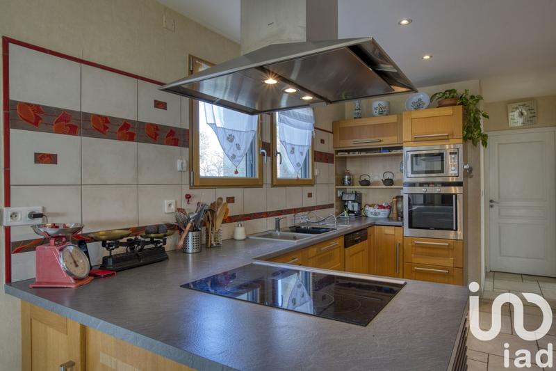 Maison - 185 m² - 6 pièces