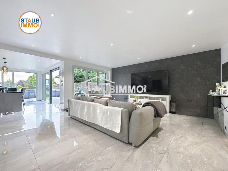 Maison - 127 m² - 5 pièces