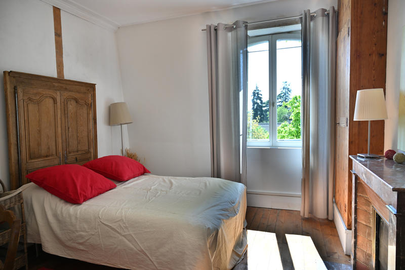 Propriété - 270 m² - 11 pièces