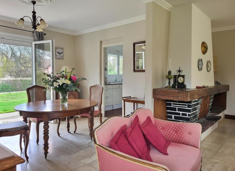 Maison - 203 m² - 7 pièces