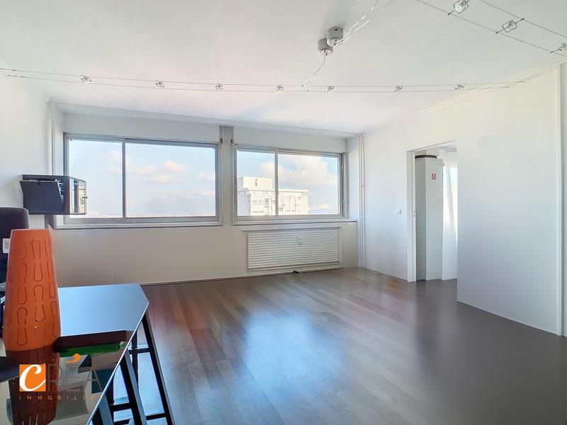 Appartement - 105 m² - 4 pièces