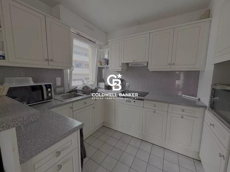 Chambre - 104 m² - 1 pièce