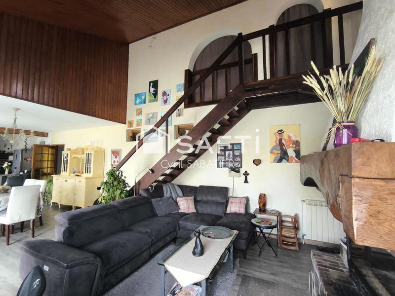 Maison - 135 m² - 6 pièces