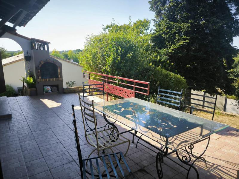 Maison - 190 m² - 8 pièces