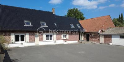 Corps de ferme - 230 m² - 6 pièces