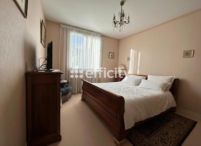 Appartement - 115 m² - 5 pièces