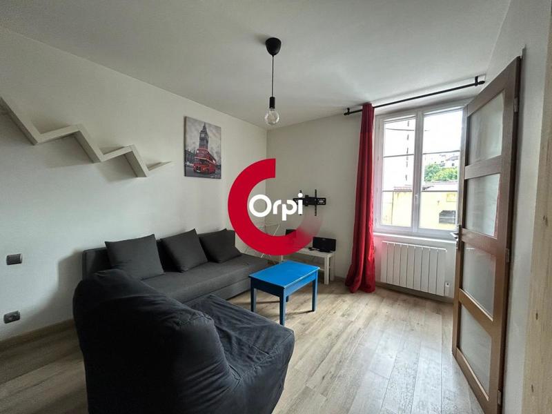 Studio - 27 m² - 1 pièce