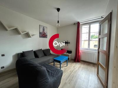 Studio - 27 m² - 1 pièce