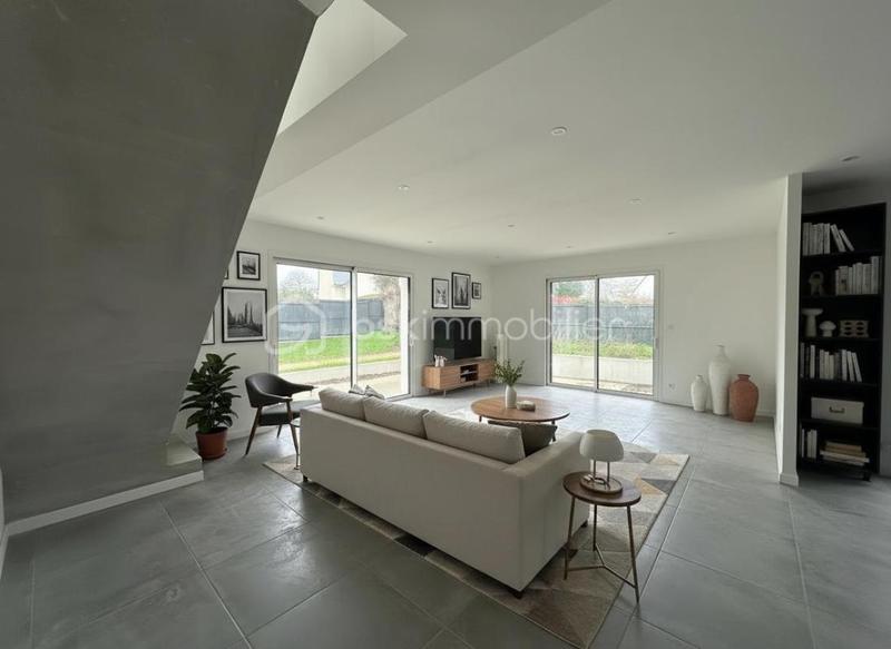 Maison - 131 m² - 6 pièces