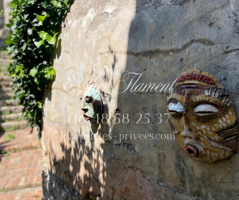 Demeure - 590 m² - 16 pièces