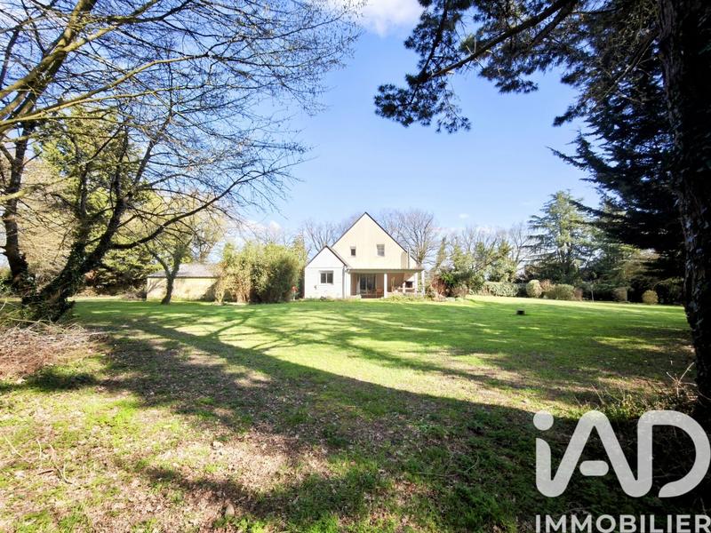 Maison de maîtres - 202 m² - 10 pièces