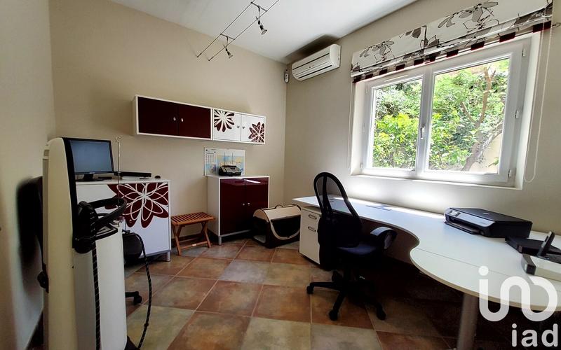 Maison - 236 m² - 7 pièces