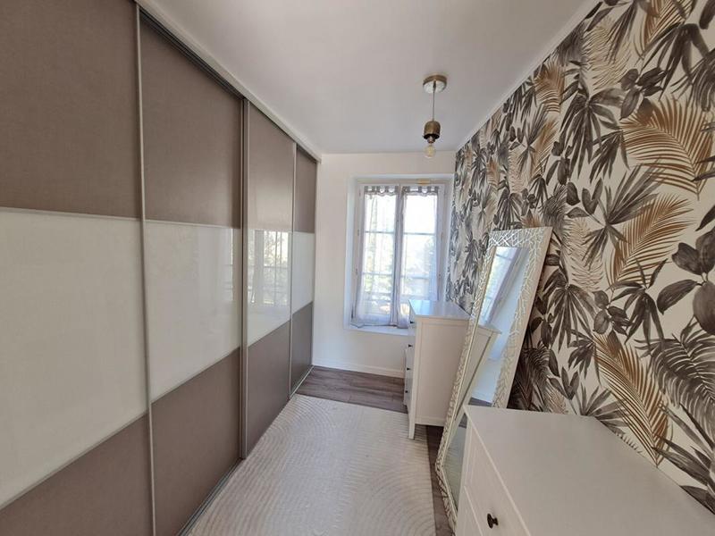 Maison - 151 m² - 6 pièces