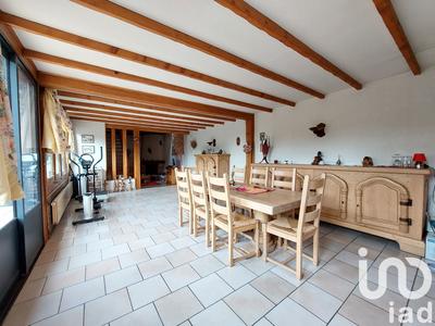 Maison - 284 m² - 11 pièces