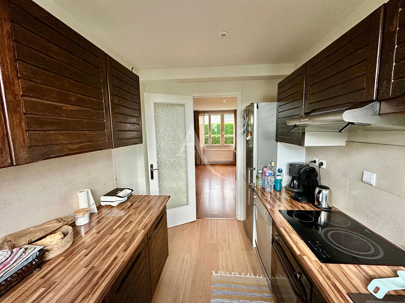 Appartement - 76 m² - 3 pièces