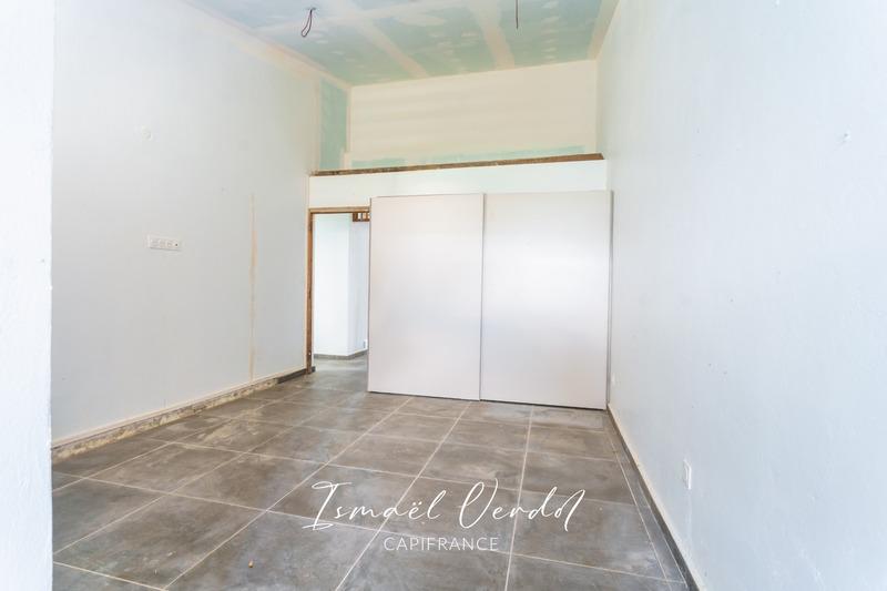 Maison - 392 m² - 20 pièces