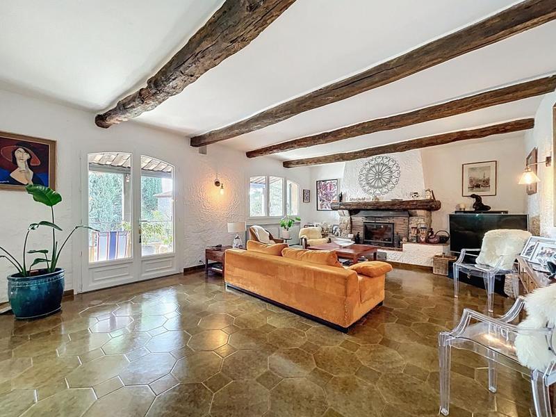 Appartement - 120 m² - 4 pièces