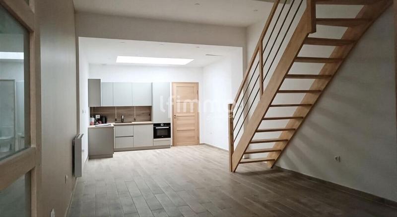 Maison de ville - 75 m² - 4 pièces