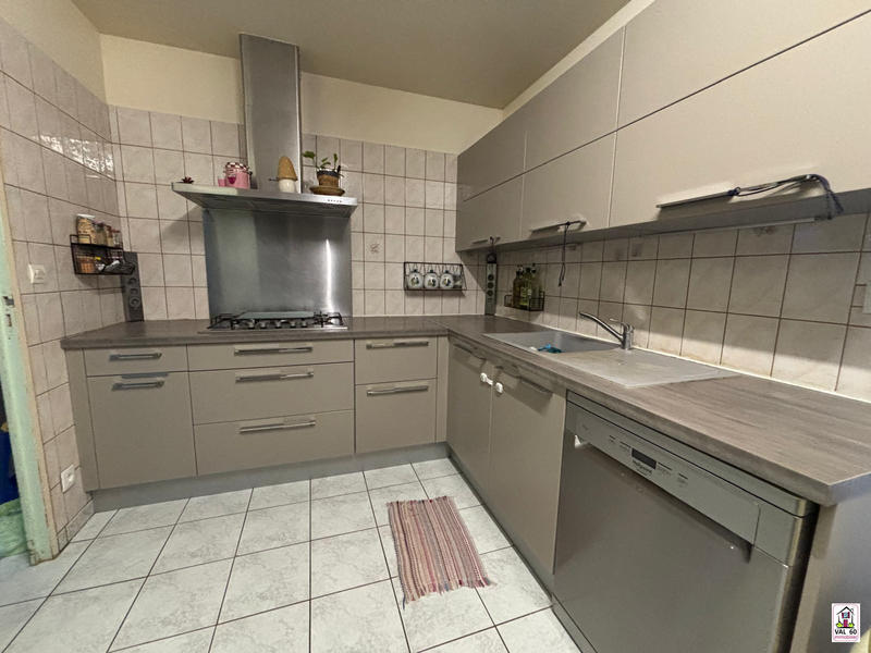 Maison - 130 m² - 7 pièces